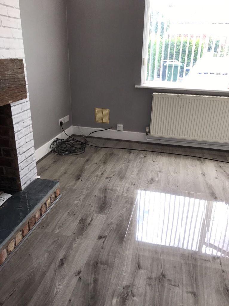 Grey oak laminate flooring